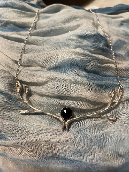 Mucha centerpiece Black onyx